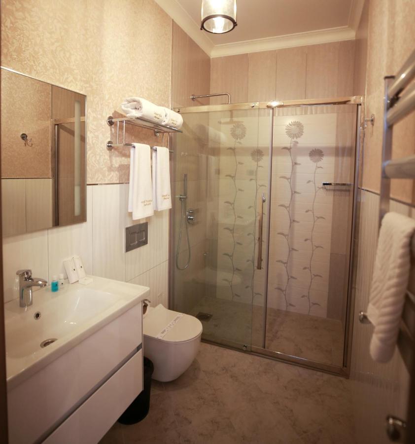 West Inn Hotel & Restaurant Nz Μπακού Εξωτερικό φωτογραφία
