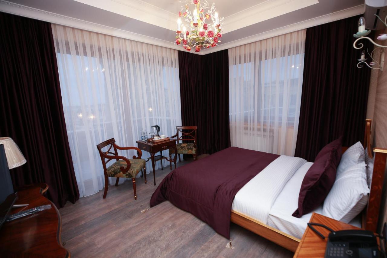 West Inn Hotel & Restaurant Nz Μπακού Εξωτερικό φωτογραφία