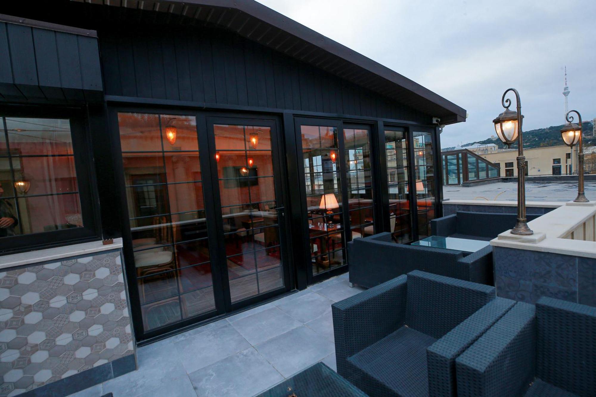 West Inn Hotel & Restaurant Nz Μπακού Εξωτερικό φωτογραφία