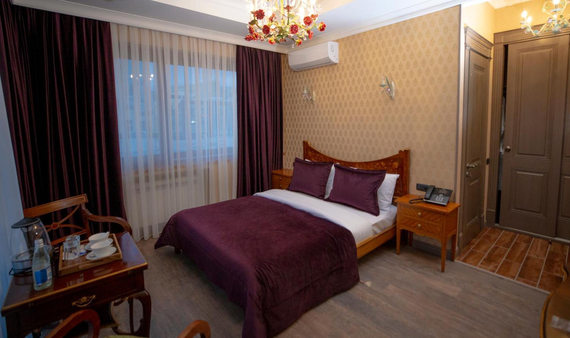 West Inn Hotel & Restaurant Nz Μπακού Εξωτερικό φωτογραφία
