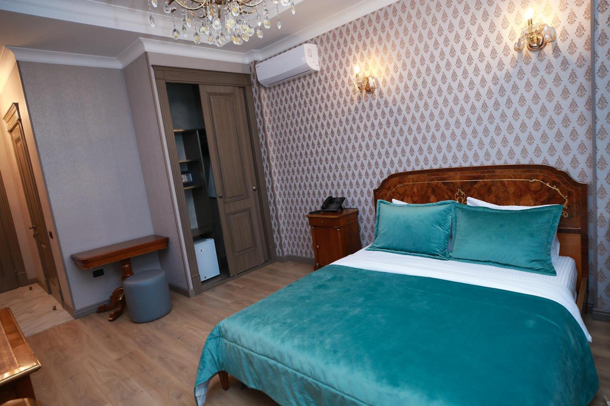 West Inn Hotel & Restaurant Nz Μπακού Εξωτερικό φωτογραφία