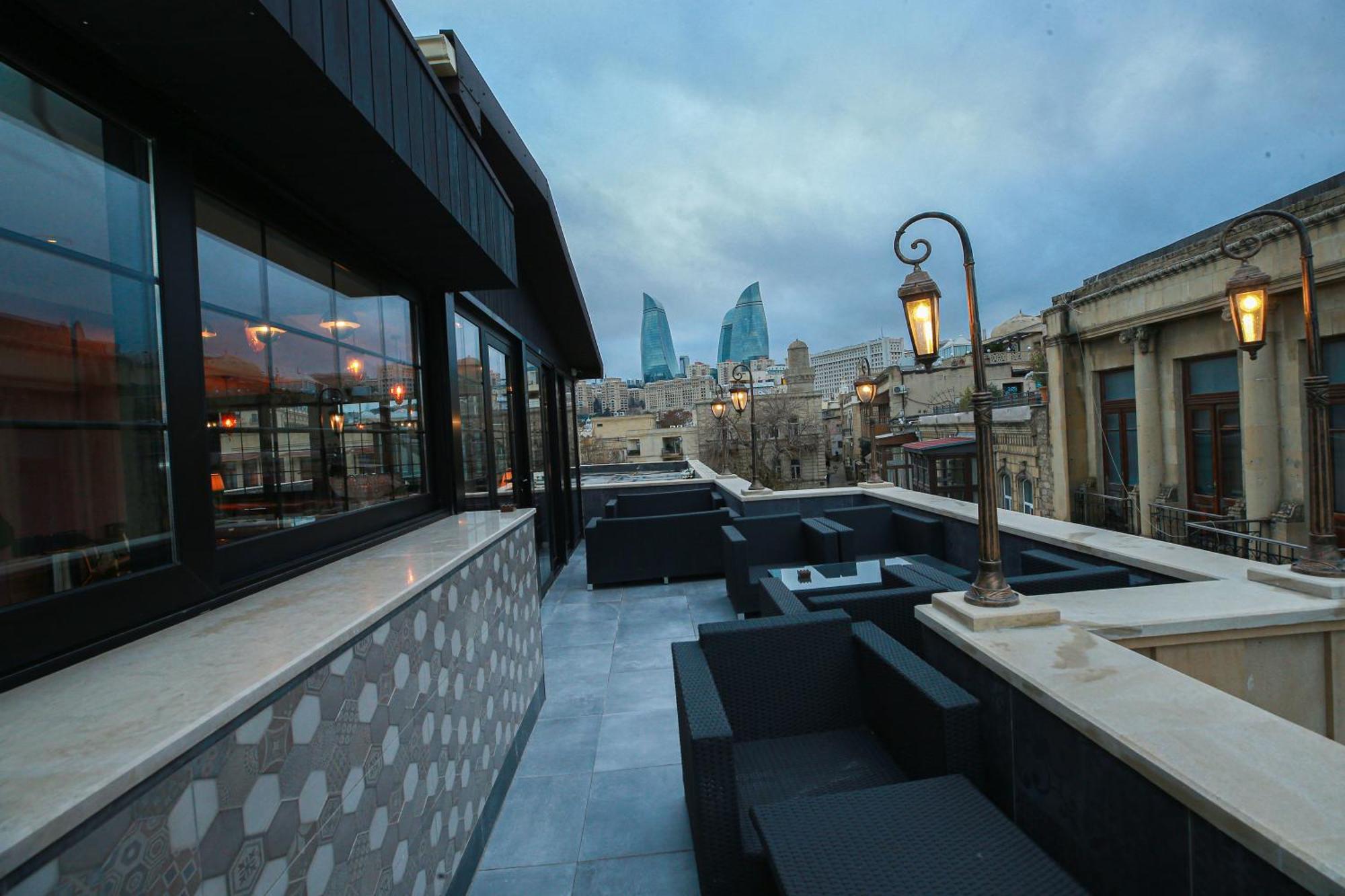 West Inn Hotel & Restaurant Nz Μπακού Εξωτερικό φωτογραφία